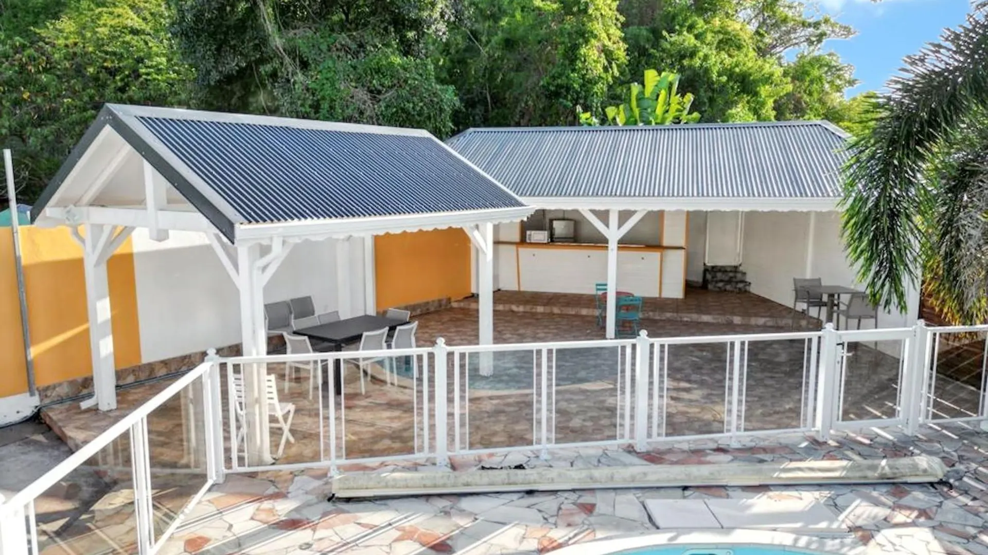 Appartement Charmant Proche De La Plage Au Gosier 60 M² Piscine Partagee Le Gosier